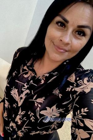 222228 - Jessica Idade: 43 - Costa Rica
