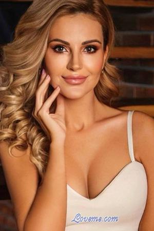 222521 - Irina Idade: 45 - Ucrânia