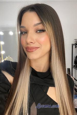 222824 - Anna-Maria Idade: 22 - Ucrânia