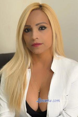 222867 - Yenny Idade: 45 - Colômbia
