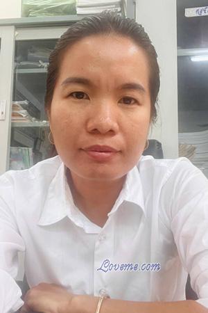 224007 - Theary Idade: 40 - Cambodia