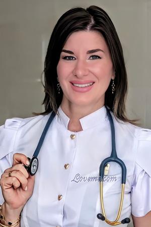 224468 - Elena Idade: 40 - Ucrânia