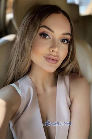 224556 - Yuliia Idade: 38 - Ucrânia