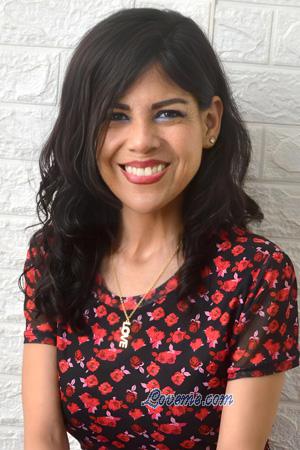 225012 - Giovanna Idade: 53 - Peru