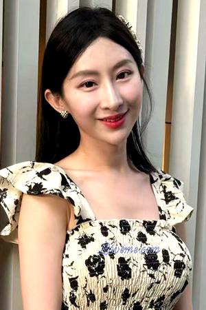 225229 - Xiaojun Idade: 33 - China