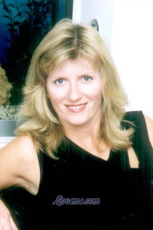 65658 - Natalia Idade: 44 - Russia