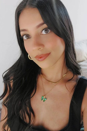 Data Solteira Latina Mulher